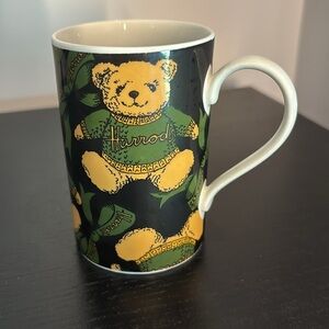 Harrods Knightsbridge Coffee Mug tea cup Teddy bears green made in Scotland